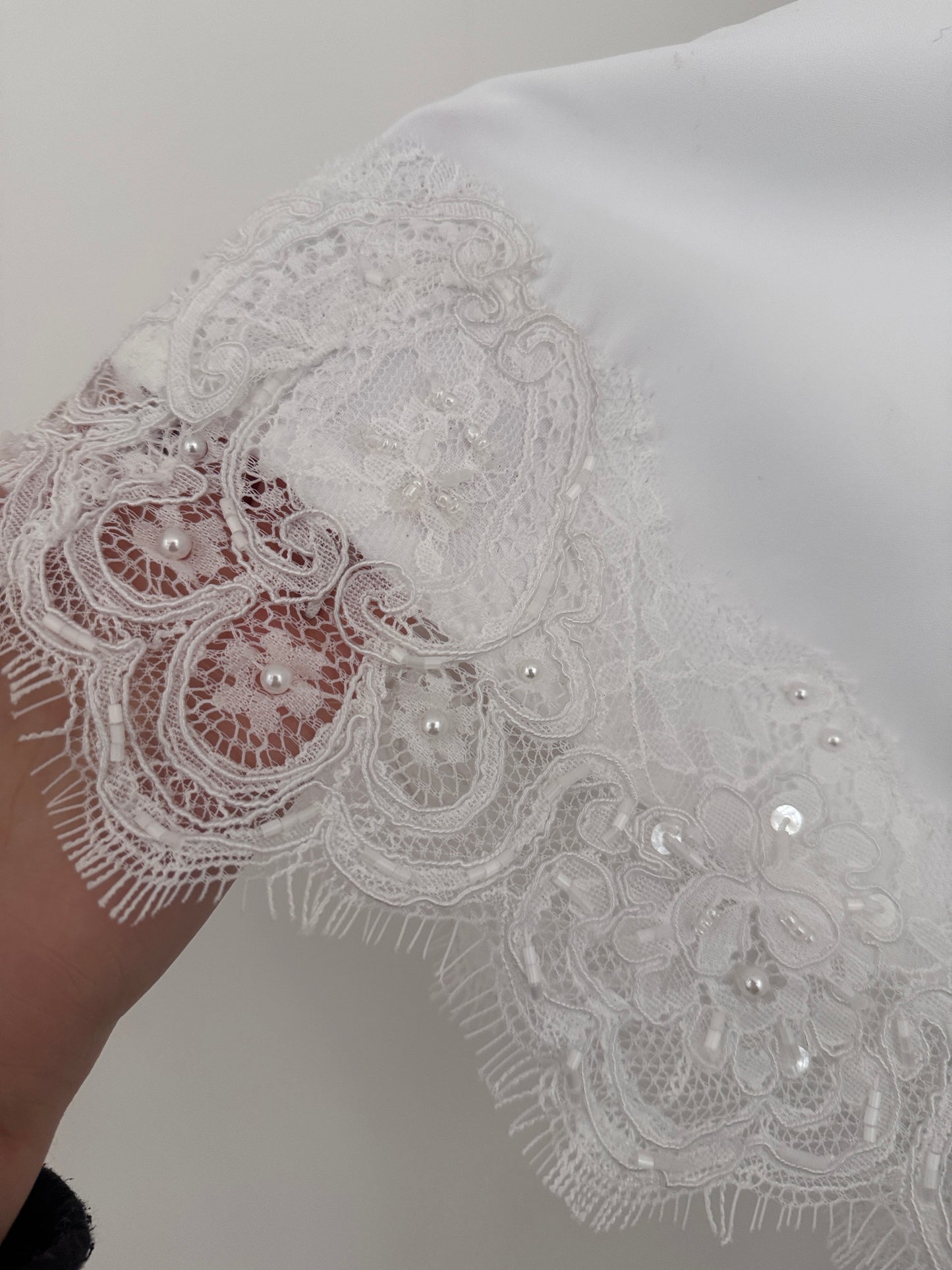 A M I N A  Bridal Abaya - Buttoned Abaya