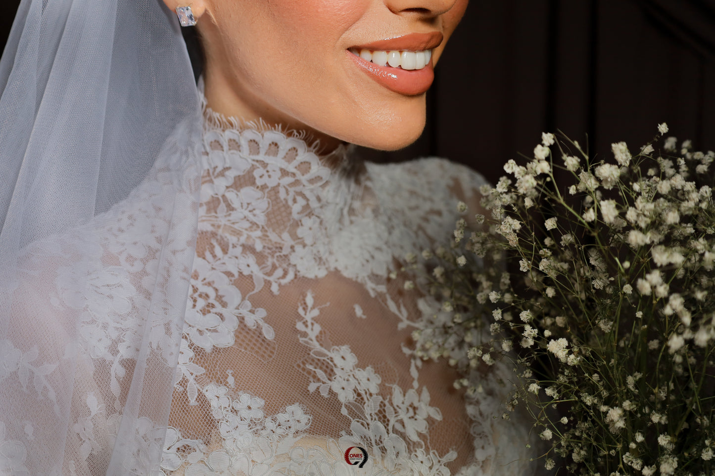 H A L O  - 2 in 1 Lace Gown